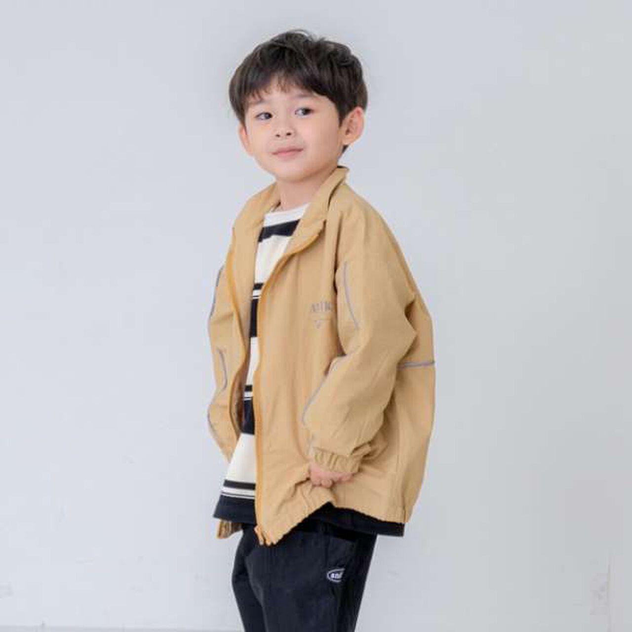 Reflective Windbreaker,Ivory, large image number 21