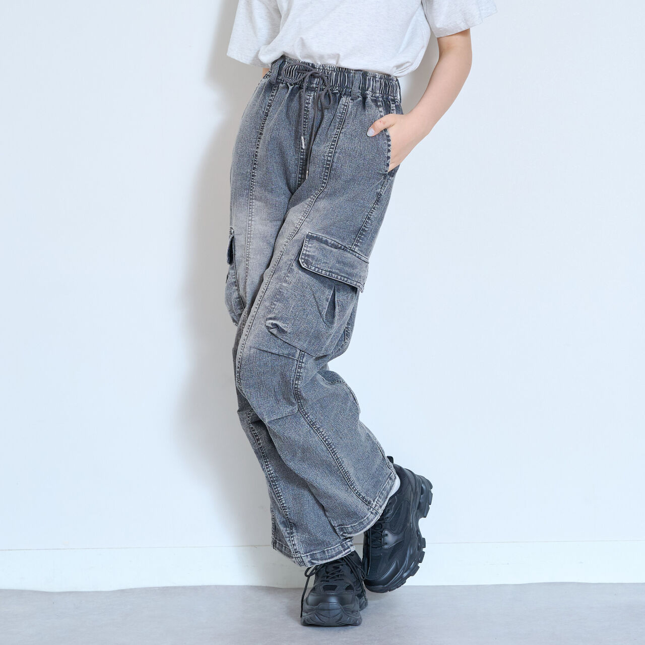 [LTXC/ME DENIM] Stretch Quick-Dry Denim Cargo Pants with Belt Loops,Blue, large image number 3