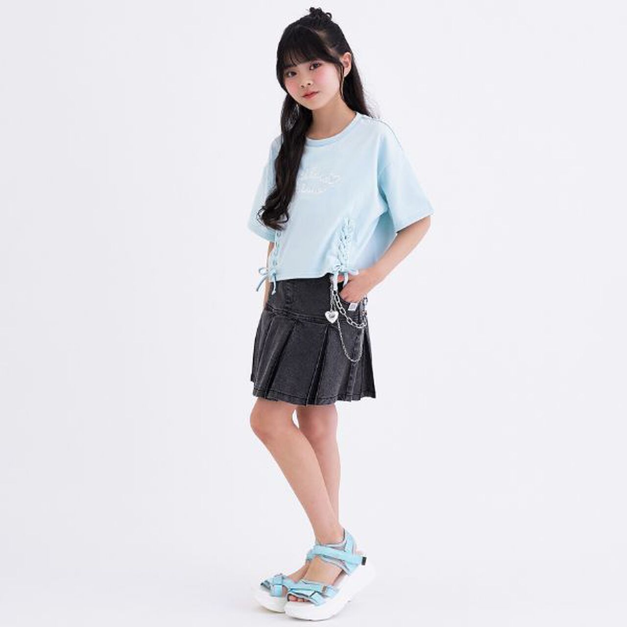 Chain-Accent Pleated Hem Skirt,Black, large image number 5