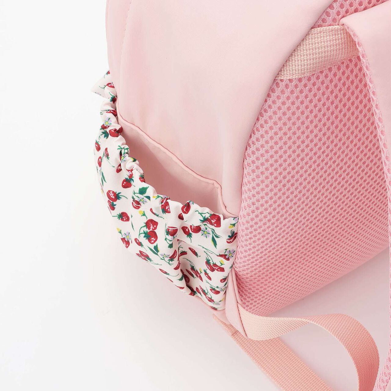 Wild Strawberry Frill Backpack [Water Repellent],Red, large image number 3