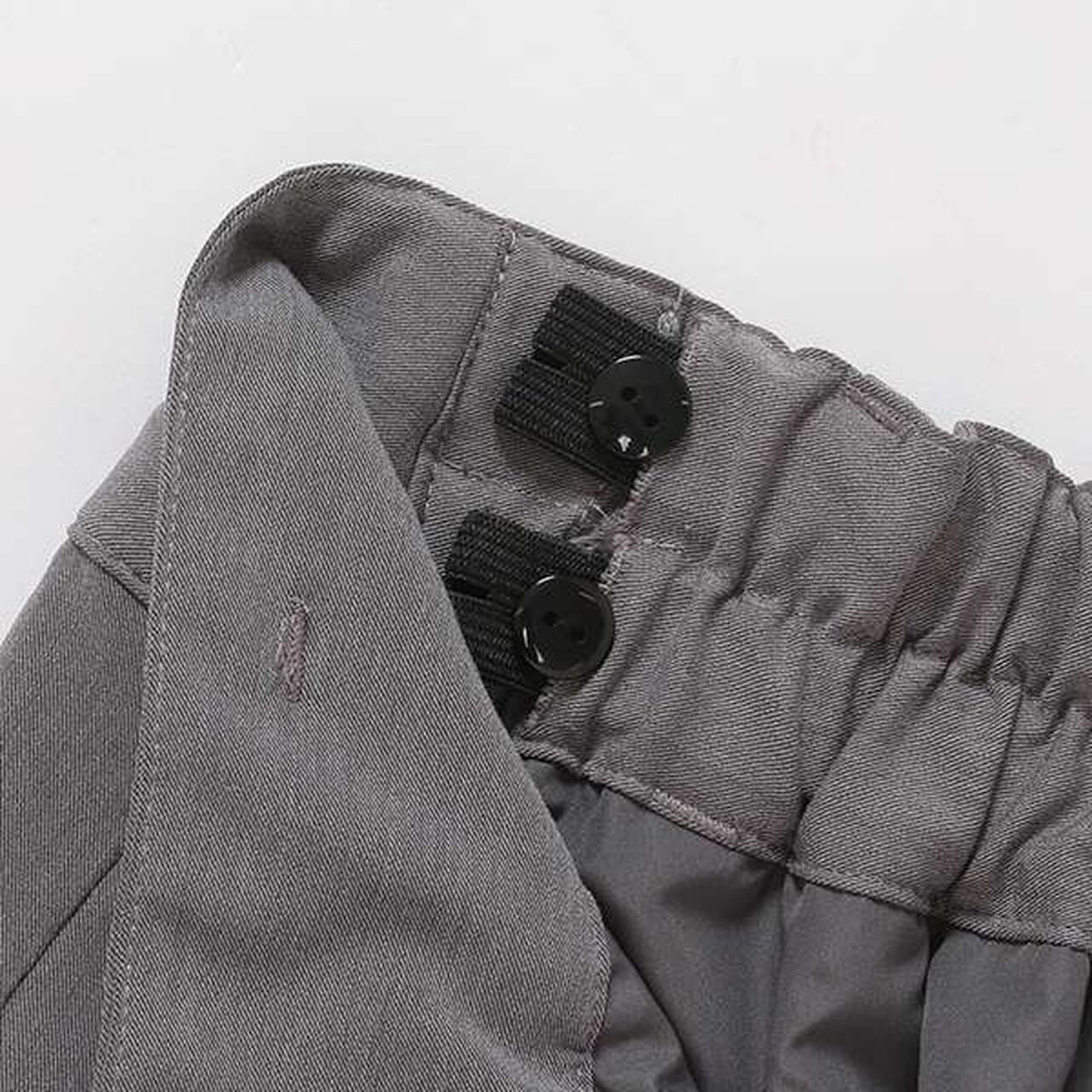 Pleated Skirt with Heart Buckle Belt (with Spats),Beige, large image number 18