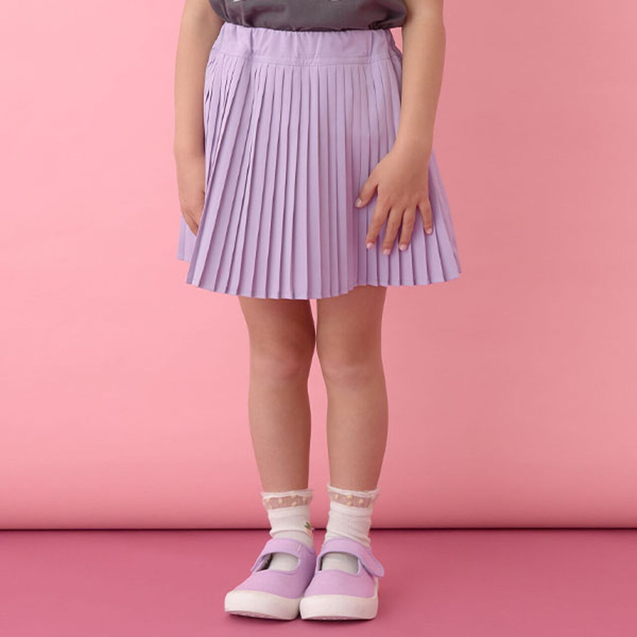 Pleated Skirt (Inner Pants Included),Off white, large image number 23