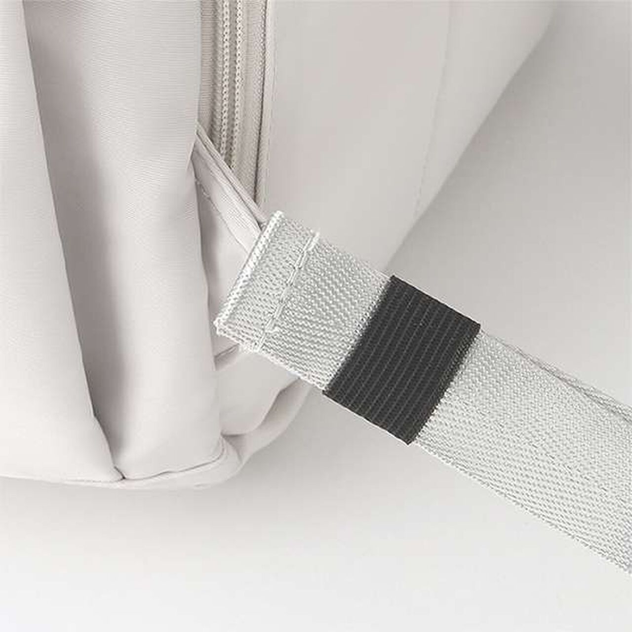 [Web Exclusive] Parent Support Backpack [L Gray],Light gray, large image number 10