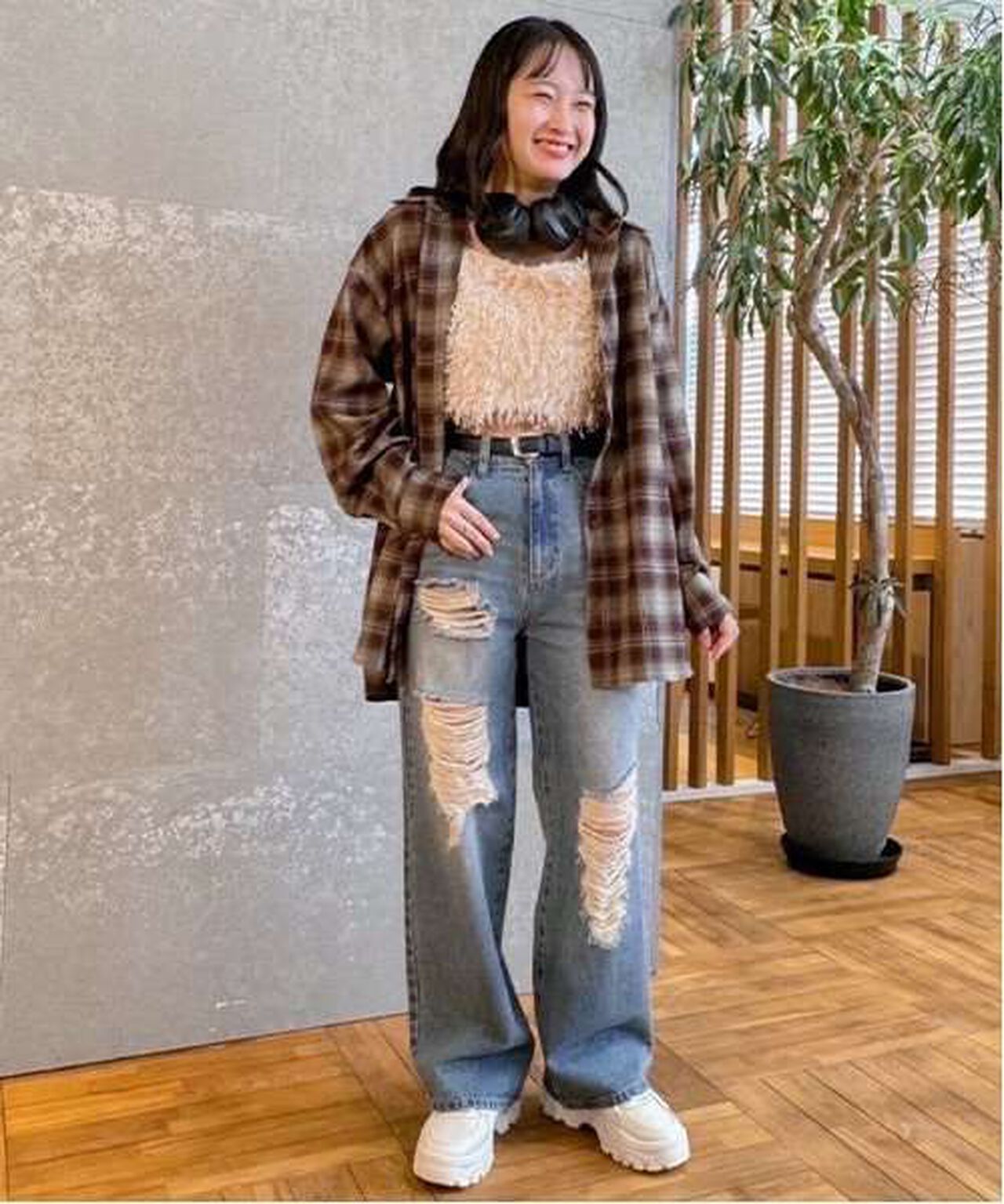 Feather Vest,Blue gray, large image number 6